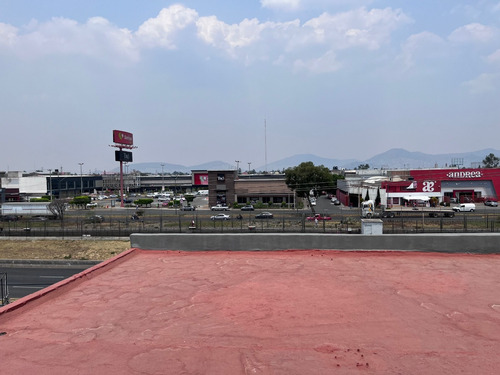 Edificio, Gran Calidad Constructiva, Precio Muy Atractivo, En El Mejor Corredor Comercial De La Zona