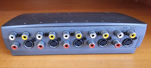 Ge Audio Video Switch (Usado)