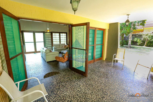 Casa Com 4 Dorms, Condomínio Lagoinha, Ubatuba - R$ 2 Mi, Cod: 1347 - V1347