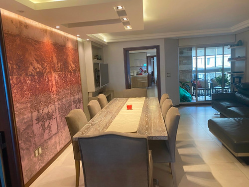 Imagen 1 de 14 de Venta De Apartamento 4 Dormitorios Rambla Punta Carretas