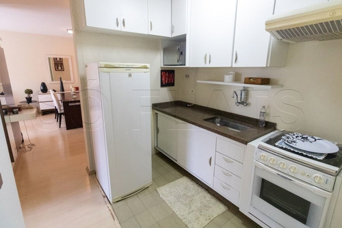 Imagem 9 de 15 de Flat No Itaim, Prox A Av. Pres Juscelino Kubitschek, Extra Itaim. Apto Todo Reformado, Maravilhoso!! - Sf31271