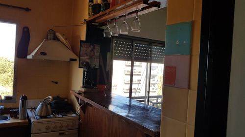 Imagen 5 de 7 de Departamento 2 Ambientes Con Cochera