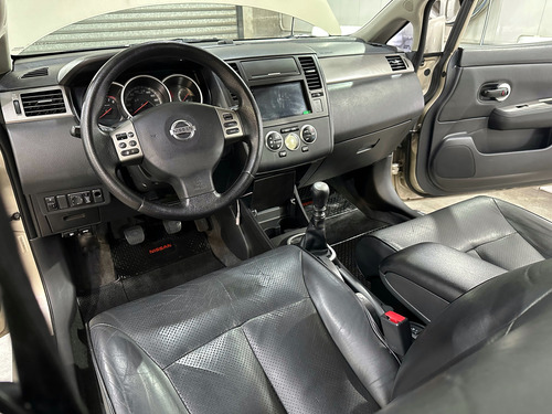Nissan Tiida 1.8 Tekna