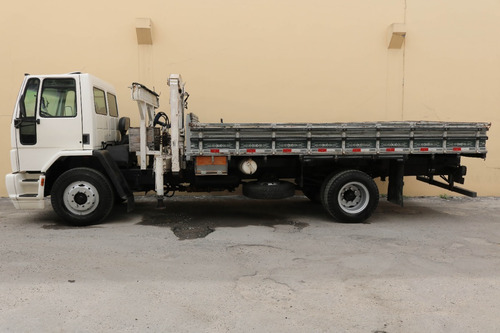 Imagem 4 de 14 de Ford Cargo 1317e