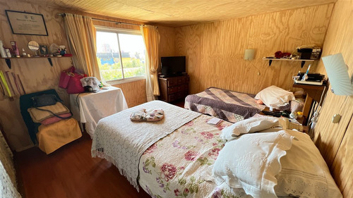 Casa En Venta De 3 Dorm. En Concepción