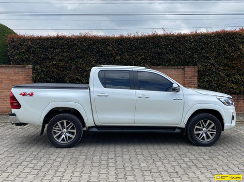 Toyota Hilux 2.8