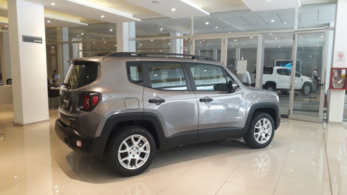 Imagen 21 de 22 de Jeep Renegade 1.8 Sport Mt 2023+