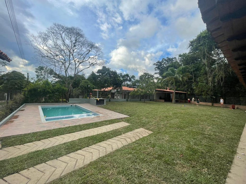 Casa Campestre En Venta En Chinácota. Cod V28032