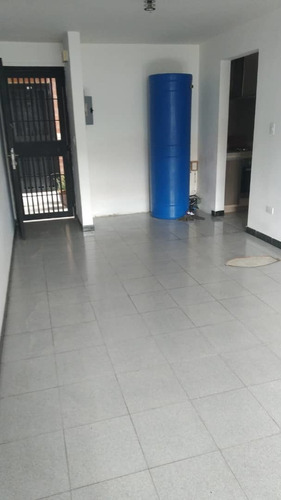Imagen 4 de 12 de Vendo Apartamento En Ciudad Casarapa