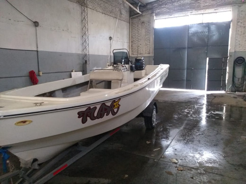 Lancha , Trucker - Virgine Marine -