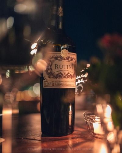 Imagen 2 de 9 de Vino Rutini Cabernet Malbec 750ml.