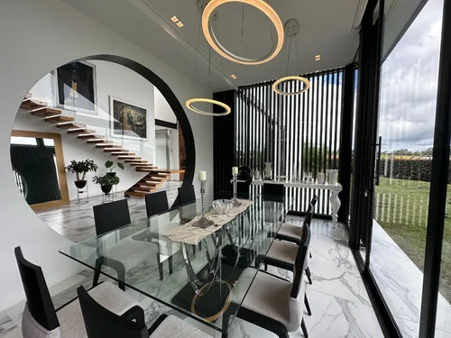 La Casa Mas Exclusiva Del Alto De Palmas! Excelente Ubicacion Y Precio! Como Nueva! Con