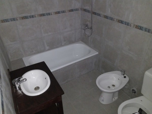 Venta Departamento 2 Ambientes Con Cochera En Moron