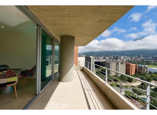 Hermoso Apartamento En Alquiler En Lomas De Las Mercedes 216,67 M2