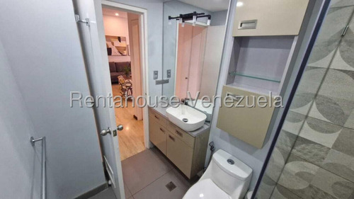 Alquiler Estupendo Apartamento Campo Alegre Om# 25-19370