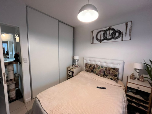 Departamento 2 Ambientes Amplios En Venta En El Complejo Las Victorias Plaza