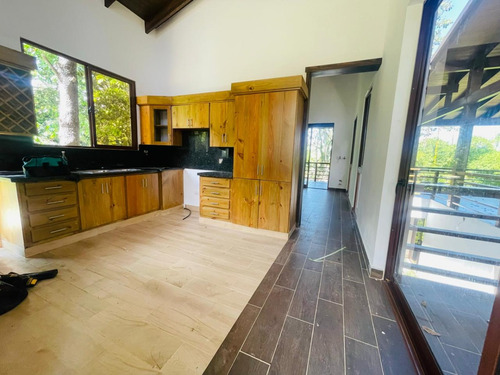 Se Vende Villa En Jarabacoa Republica Dominicana