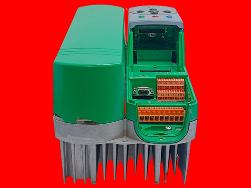 Uni2403 Drive Unidrive 15 Hp 24.3 Amp 11 Kw 380-480 Vac 3 Ph (Usado)