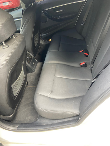 BMW Serie 3 3.0 330i Sedan Sport Line 252cv