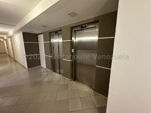 Apartamento En Alquiler - Los Naranjos Humboldt- Andreina Castro - Mls# 24-24092
