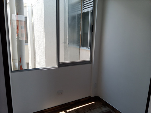 Imagen 10 de 14 de Arriendo Apartamento En Madrid