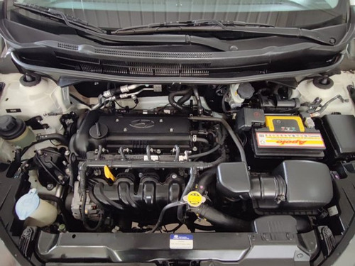 Hyundai HB20 HB20 1.6 COMFORT PLUS 16V FLEX 4P AUTOMÁTICO