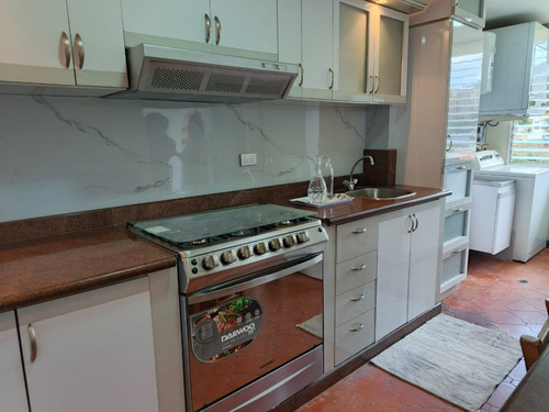 Apartamento En Alquiler En Terrazas Del Club Hipico Remodelado Y Amoblado Cerca Del Cc Terraz Plaza Con Hermosa Vista