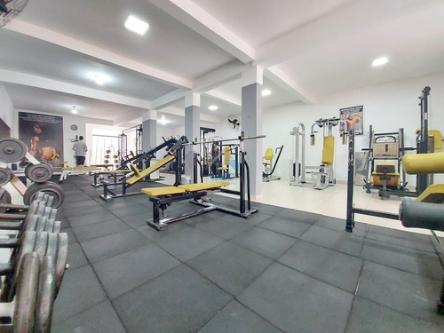 Imagem 11 de 27 de Excelente Imóvel Comercial Com Aproximadamente 300 M² De Área Construída À Venda No Bairro Tatuquara Em Curitiba! - V000364 - 70317808