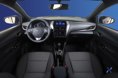 Imagen 7 de 22 de Toyota Yaris 1.5 5 P Xls Cvt At