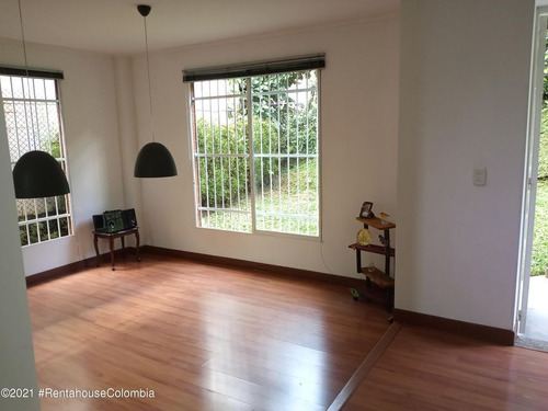 Casa En Loma Del Tesoro(medellin) Rah Co: 21-1491