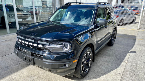 Ford Bronco 1.5 L3 Outer banks AT