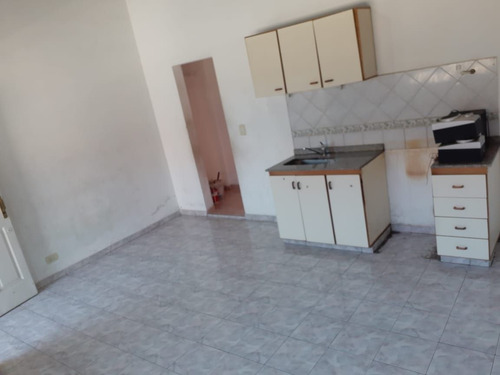 Imagen 5 de 11 de Venta De Departamento 2 Ambientes En San Justo