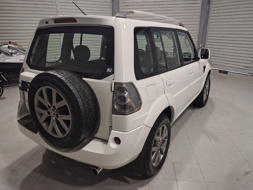 Mitsubishi Pajero TR4 2.0 4x2 Flex Aut. 5p