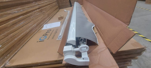 Imagen 2 de 6 de Toldo Con Brazo Retráctil 2x1,5mt Gris
