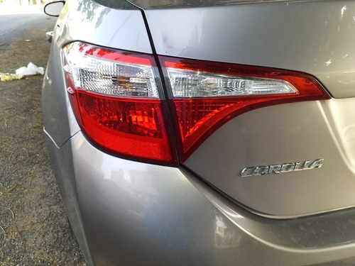 Imagen 12 de 14 de Toyota Corolla Le 2014