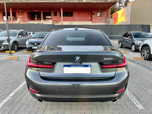Imagen 17 de 20 de Bmw Serie 3 3.0 330i Sedan Sport Line 252 Cv