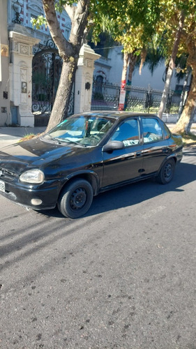 Chevrolet Corsa Classic 1.6 Gl Aa Dh 4P