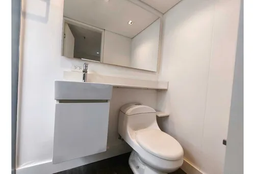 180m2 Apartamento En El Poblado