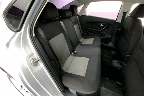 Imagen 20 de 25 de Volkswagen Vento 4 Pts Starline, Tm5, A/ac, Mp3, R-15