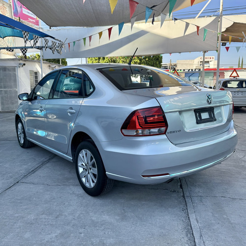 Volkswagen Vento 1.6 Confortline At