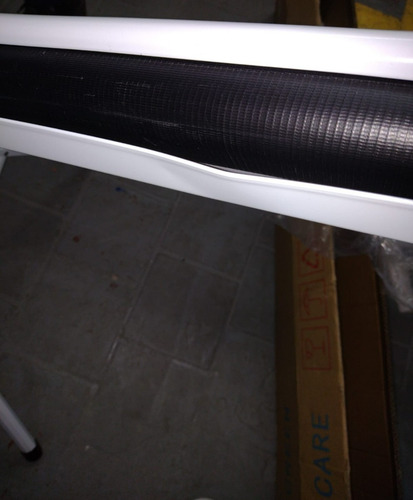Imagen 3 de 5 de Pantalla Manual Para Proyector De Pared 84 Pulgadas Femmto