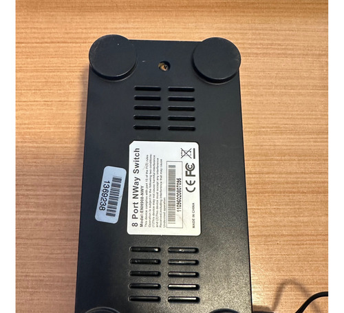Switch Ethernet Encore Enh908-nwy - 8 Portas Usado (Usado)