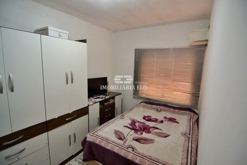 Imagem 15 de 30 de Casa Com Área Total De 250m² E Área Privativa De 90m²! - 4608