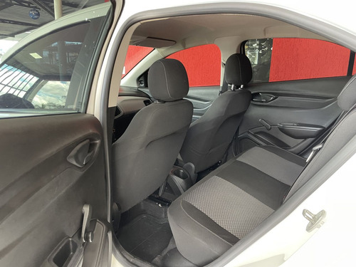 Chevrolet Onix ONIX HATCH Joy 1.0 8V Flex 5p Mec.