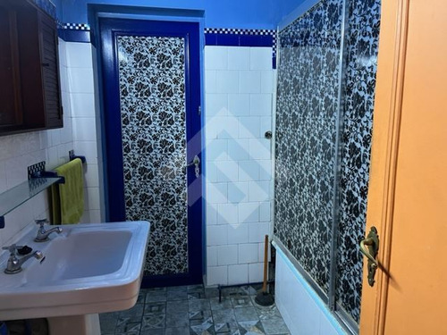 Departamento En Venta De 4 Dorm., 2 Baños En Ñuñoa