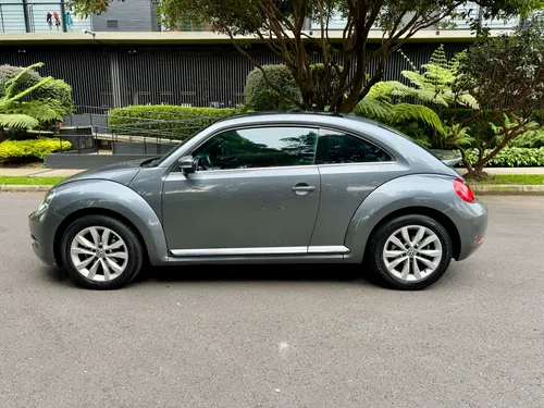 Volkswagen New Beettle 2.5 Sport