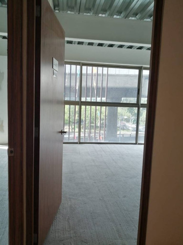 Imagen 8 de 12 de Oficina En Venta En San Jerónimo