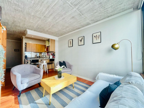 Depto En Venta De 2 Dorm. A Pasos Metro Hernando Magallanes