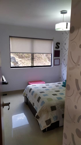Imagen 14 de 19 de Apartamento A La Venta, Res. Las Brisas, Mañongo, Carabobo