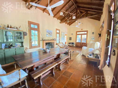 Imagen 9 de 17 de Venta De Casa De 3 Ambientes Con Jardin, Quincho Con Parrilla Y Piscina En Campos De Roca I (27609)